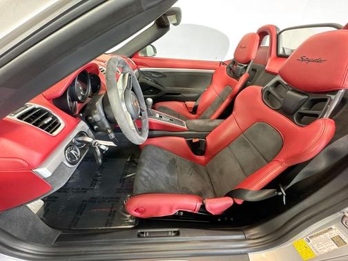 2016 Porsche Boxster Spyder