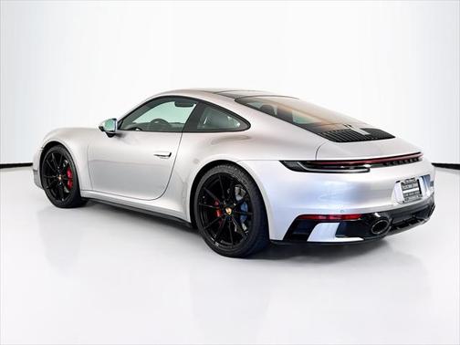 2022 Porsche 911 Carrera S