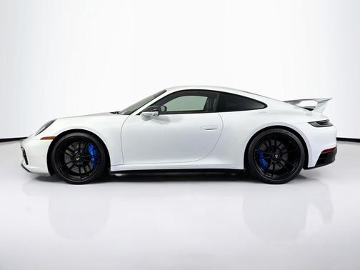 2024 Porsche 911 Carrera GTS
