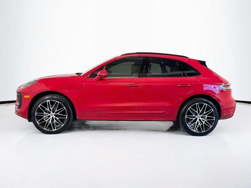 2022 Porsche Macan S