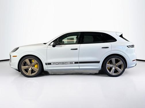 2026 Porsche Cayenne GTS