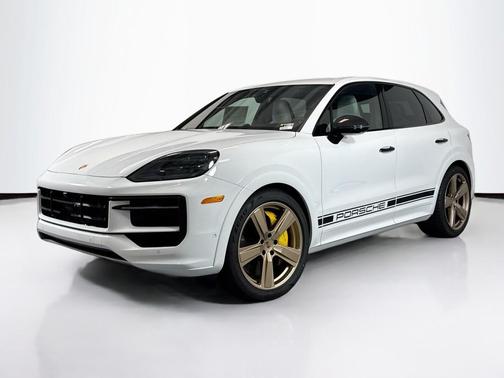 2026 Porsche Cayenne GTS
