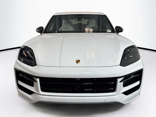 2026 Porsche Cayenne GTS