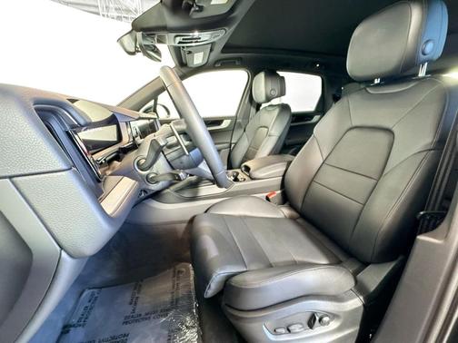2025 Porsche Cayenne Cayenne