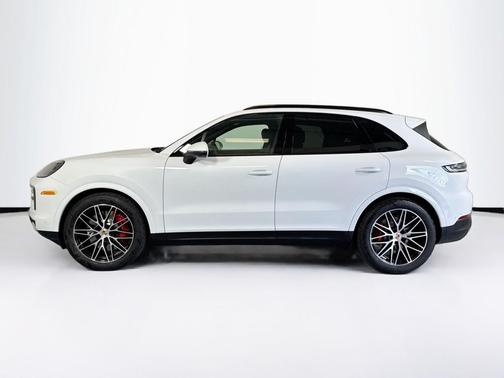 2025 Porsche Cayenne S