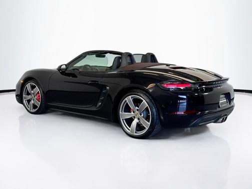 2024 Porsche 718 Boxster S