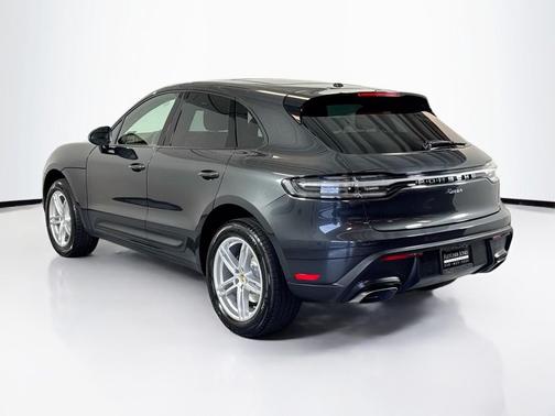 2025 Porsche Macan Macan