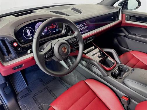 2024 Porsche Cayenne