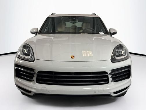 2023 Porsche Cayenne Platinum Edition