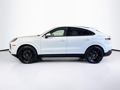 Carrara White Metallic 2025 Porsche Cayenne Cayenne