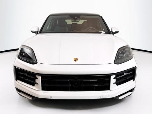 2025 Porsche Cayenne S