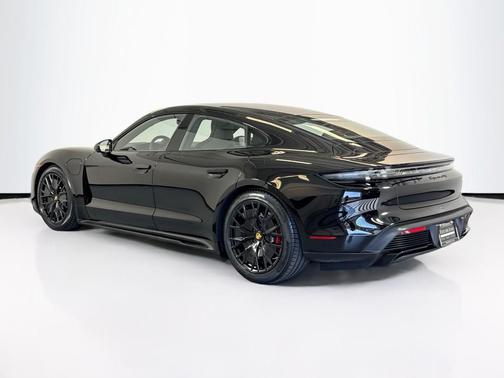 2023 Porsche Taycan GTS
