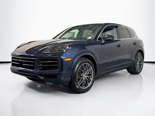 Algarve Blue Metallic 2026 Porsche Cayenne Cayenne
