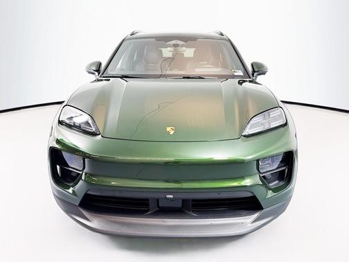 2024 Porsche Macan 4 Electric