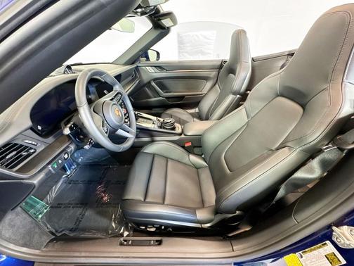 2026 Porsche 911 Carrera GTS