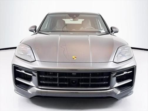 2024 Porsche Cayenne E-Hybrid S