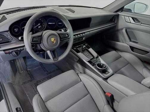 2023 Porsche 911 Carrera