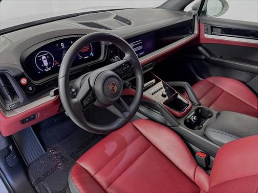 2024 Porsche Cayenne
