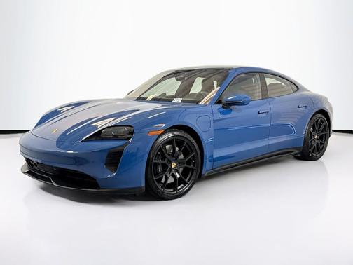 2024 Porsche Taycan GTS