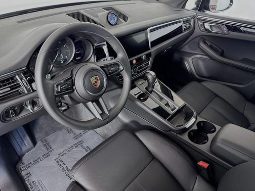 2024 Porsche Macan