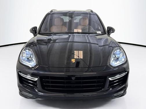 2017 Porsche Cayenne Turbo S