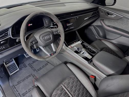 2024 Audi RS Q8 4.0T