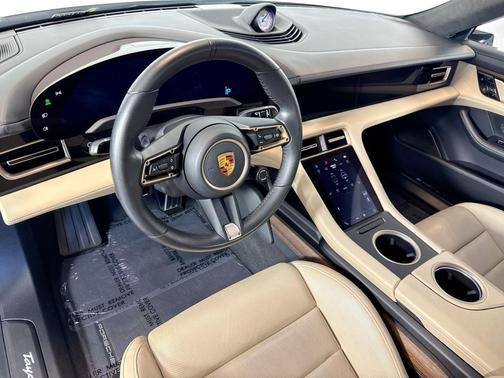 2021 Porsche Taycan Turbo S