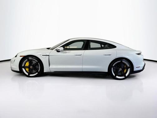 2021 Porsche Taycan Turbo S
