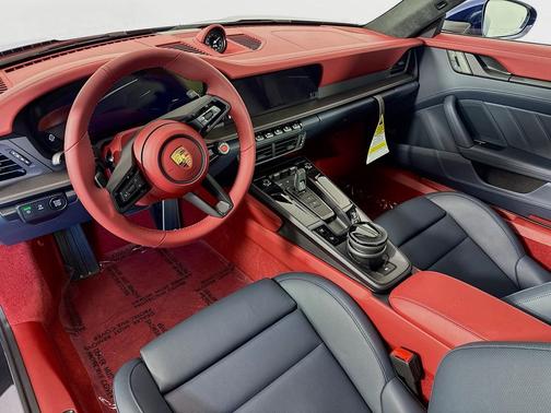 2025 Porsche 911 Carrera S