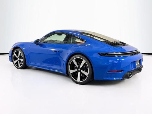 2026 Porsche 911 Carrera