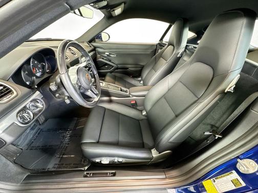 2025 Porsche 718 Cayman 