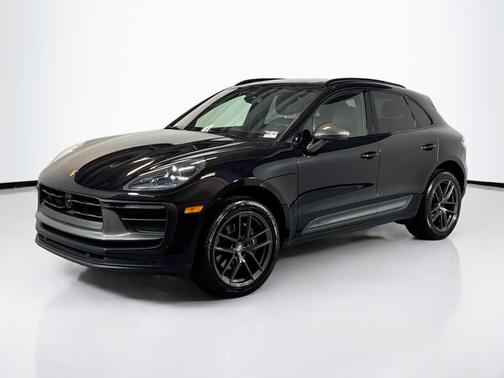 2023 Porsche Macan T