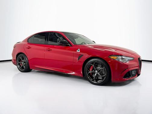 2023 Alfa Romeo Giulia Quadrifoglio