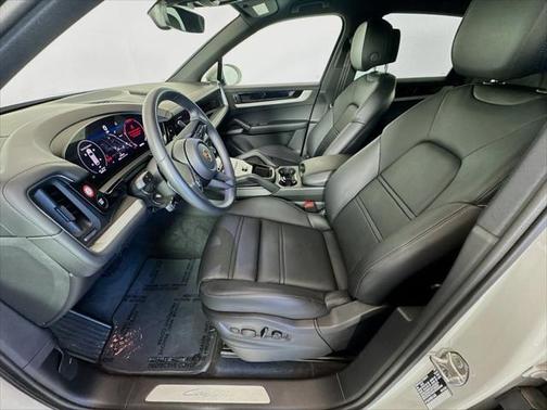 2024 Porsche Cayenne