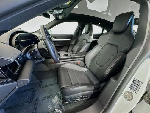 2025 Porsche Taycan 4S