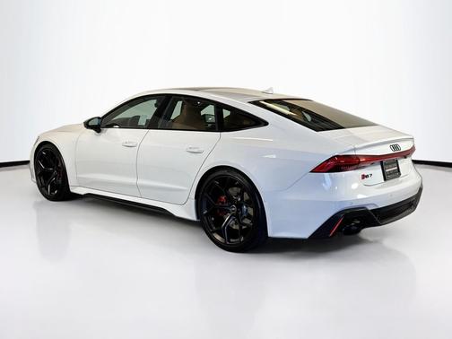 2024 Audi RS 7 4.0T Performance