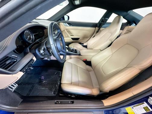 2024 Porsche 911 Carrera 4S