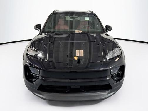 2026 Porsche Macan Electric 4S