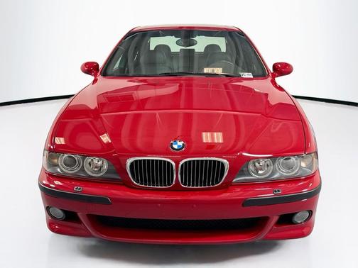 2002 BMW M5 Base