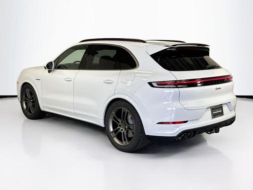 2026 Porsche Cayenne Cayenne Turbo E-Hybrid