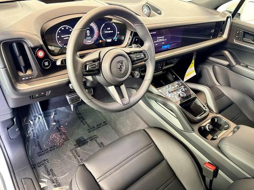 2026 Porsche Cayenne Cayenne Turbo E-Hybrid