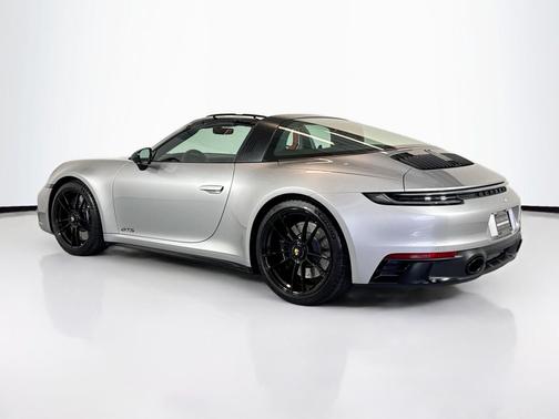 2023 Porsche 911 Targa 4 GTS