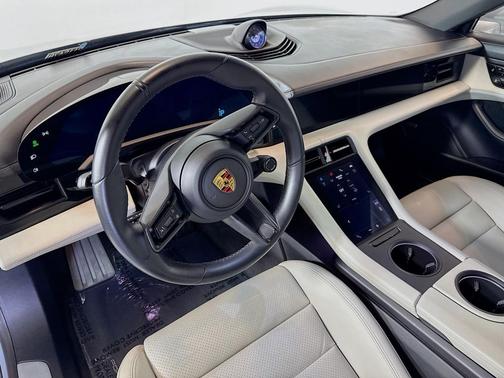 2021 Porsche Taycan 4S