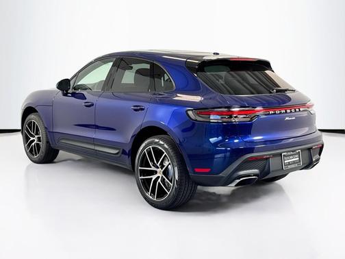 2026 Porsche Macan 