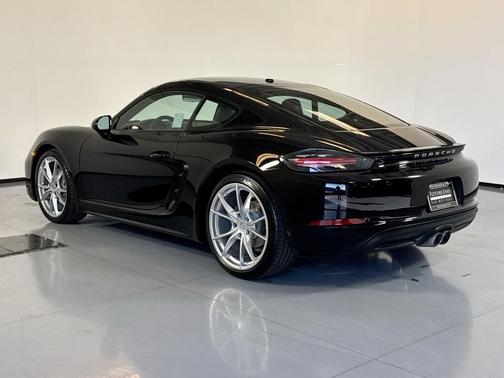 2018 Porsche 718 Cayman Base (M6)