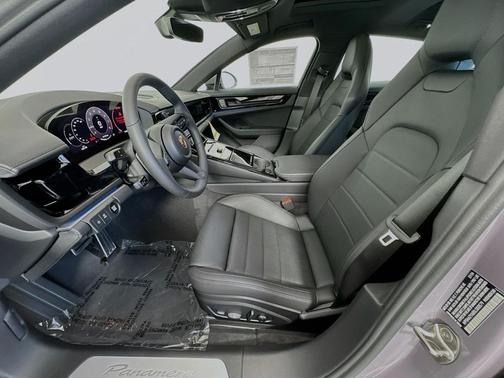 2025 Porsche Panamera