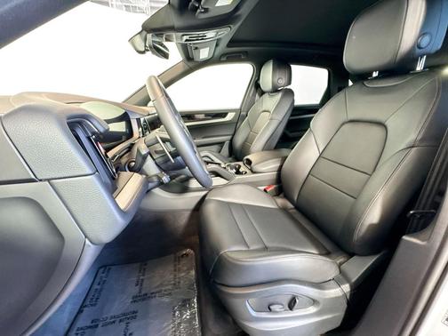 2025 Porsche Cayenne Cayenne