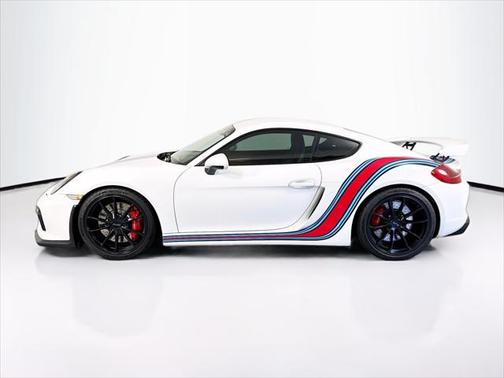 2016 Porsche Cayman GT4