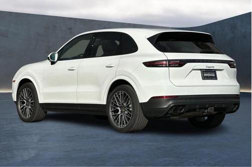 2023 Porsche Cayenne Platinum Edition