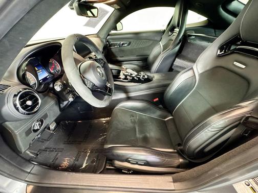 2018 Mercedes-Benz AMG GT R
